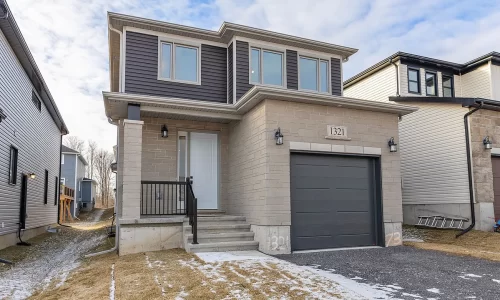 E73+Front+Exterior+(2)-800h